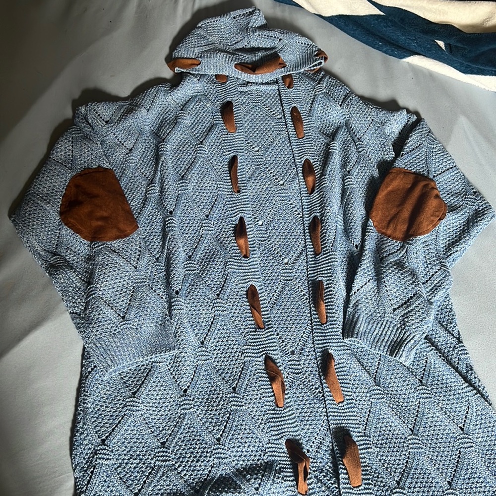 Camisa L blue cardigan with brown accents
